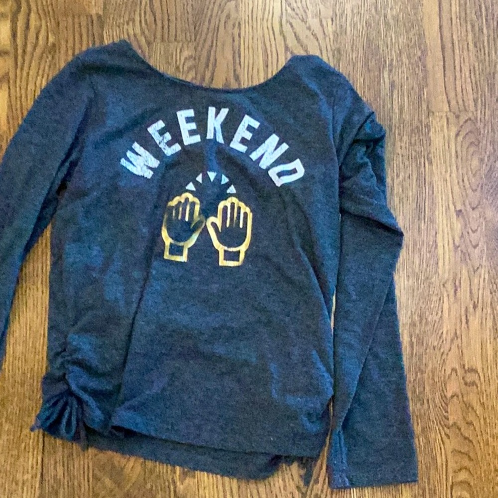 Weekend long sleeve